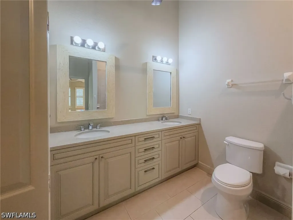 3510 Avion Woods Court Naples FL 34104