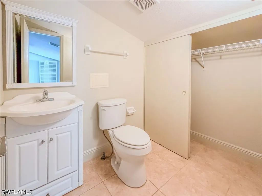 3510 Avion Woods Court Naples FL 34104