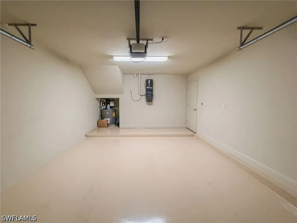 3510 Avion Woods Court Naples FL 34104