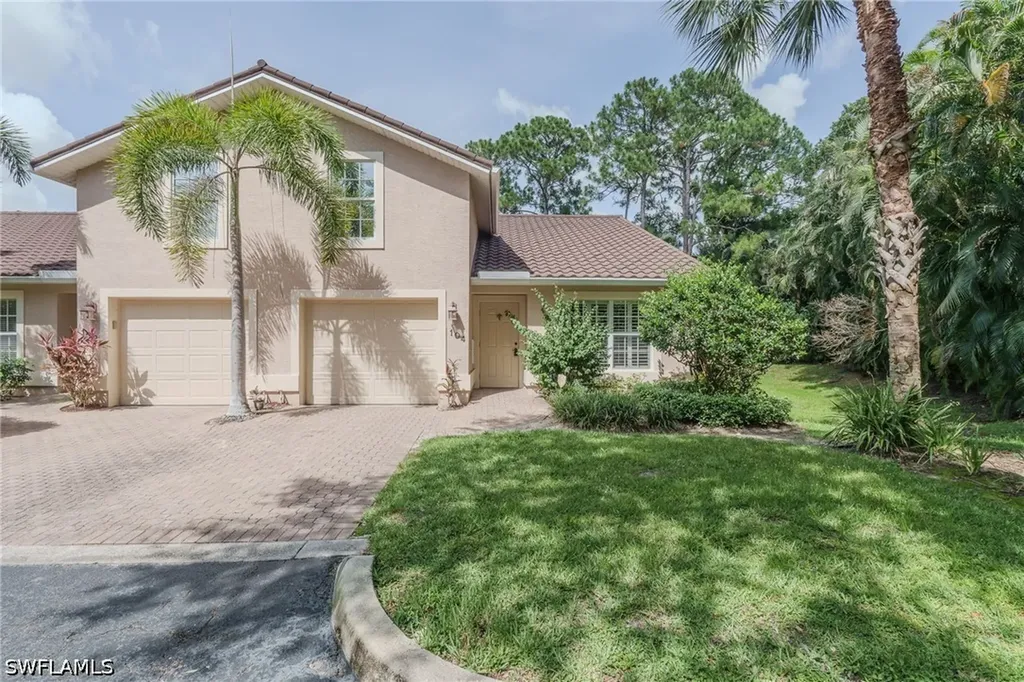 3510 Avion Woods Court Naples FL 34104