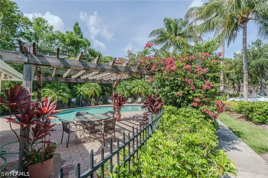 3510 Avion Woods Court Naples FL 34104