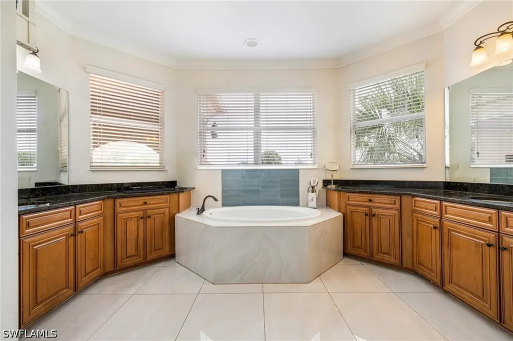 21040 Torre Del Lago Street Estero FL 33928