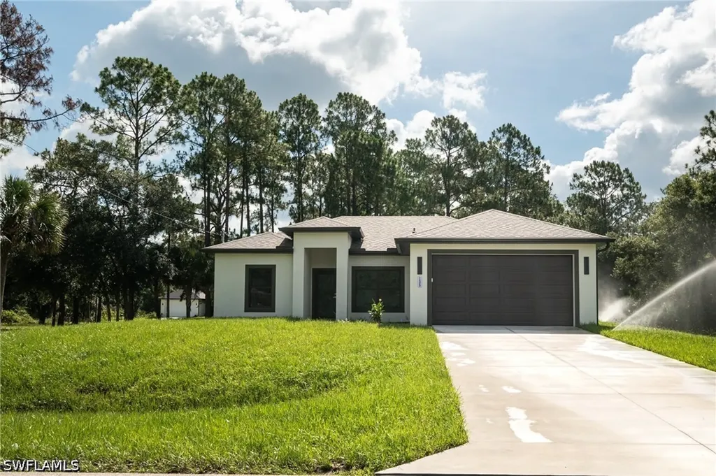 135 Mcarthur Boulevard Lehigh Acres FL 33974