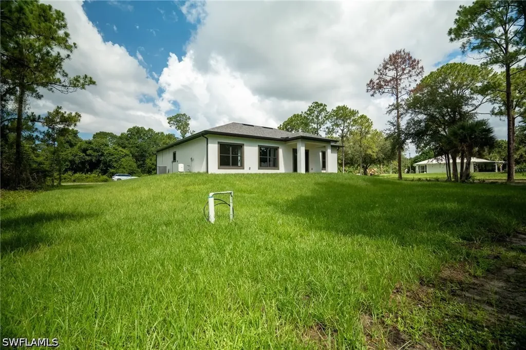 135 Mcarthur Boulevard Lehigh Acres FL 33974