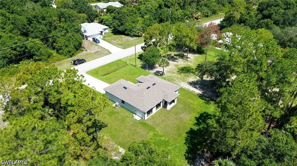 135 Mcarthur Boulevard Lehigh Acres FL 33974