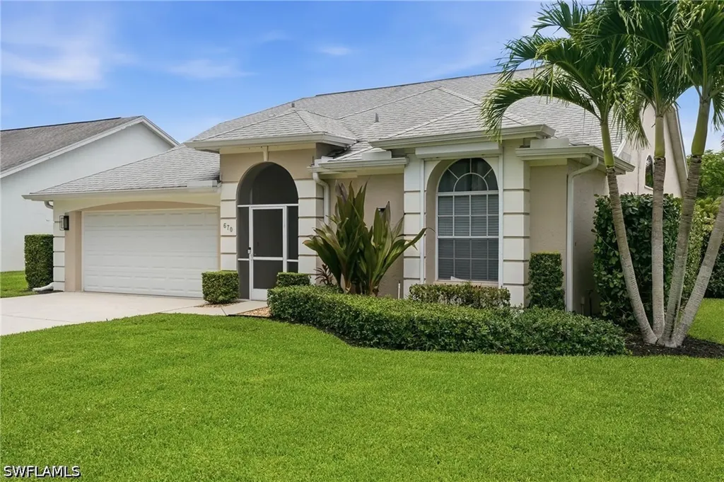 670 Lambton Lane Naples FL 34104