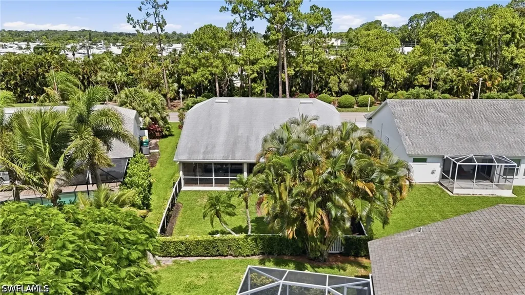 670 Lambton Lane Naples FL 34104