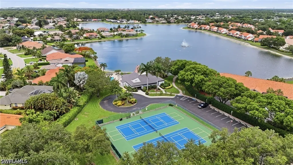 670 Lambton Lane Naples FL 34104