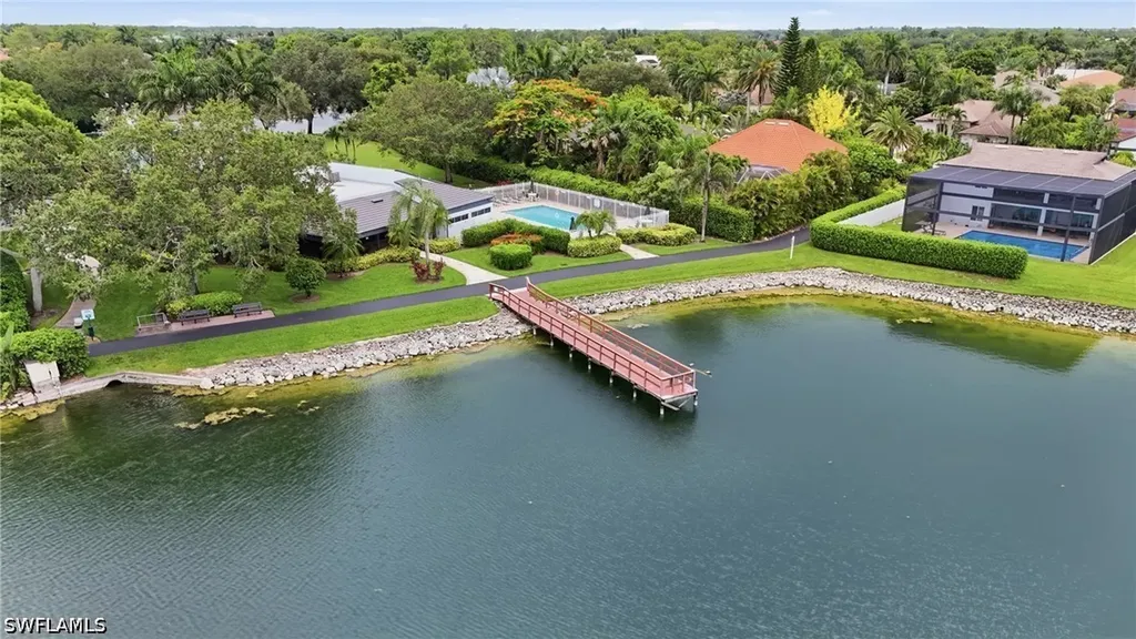 670 Lambton Lane Naples FL 34104