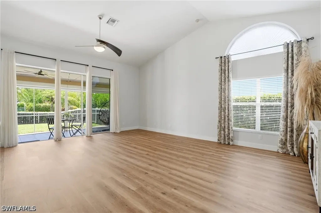 670 Lambton Lane Naples FL 34104