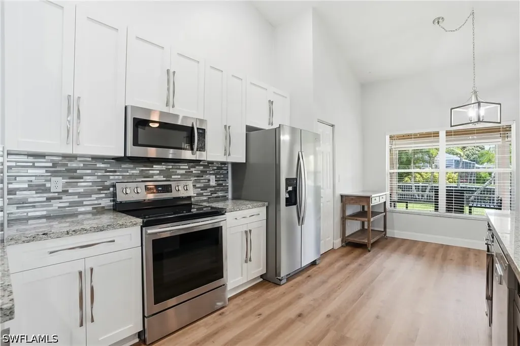 670 Lambton Lane Naples FL 34104
