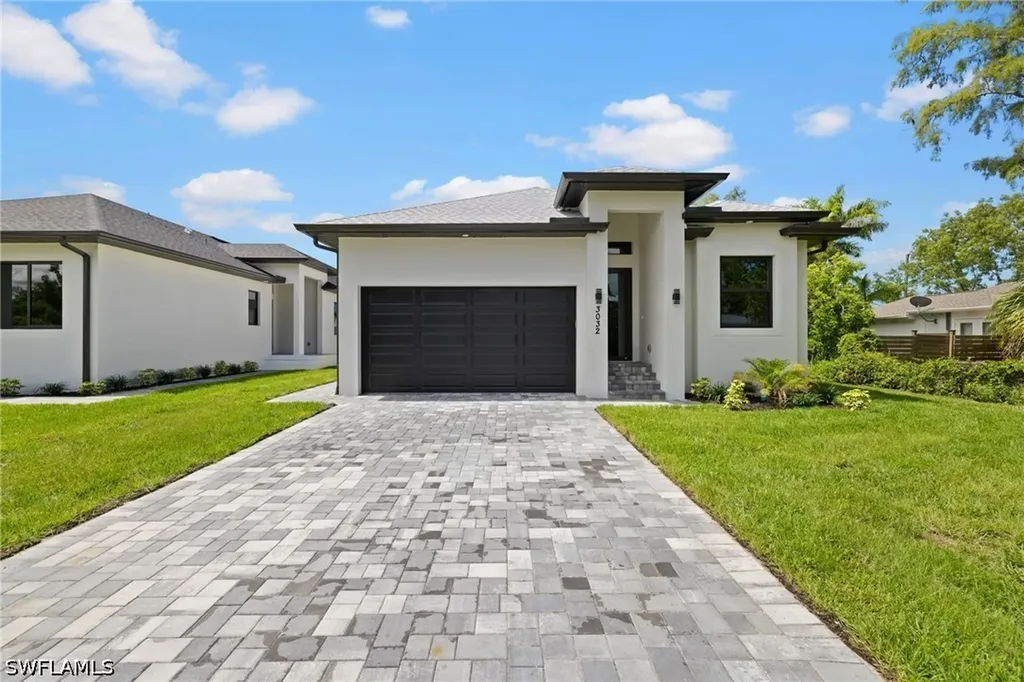 3032 Woodside Avenue Naples FL 34112