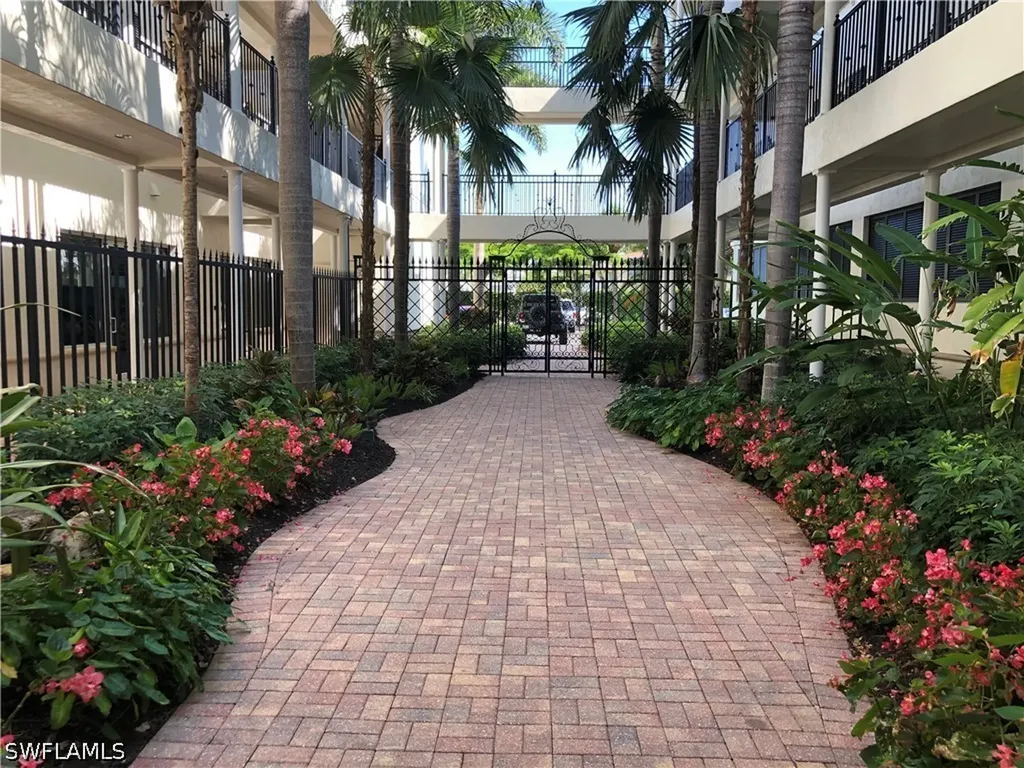 1400 Gulf Shore Boulevard N Naples FL 34102