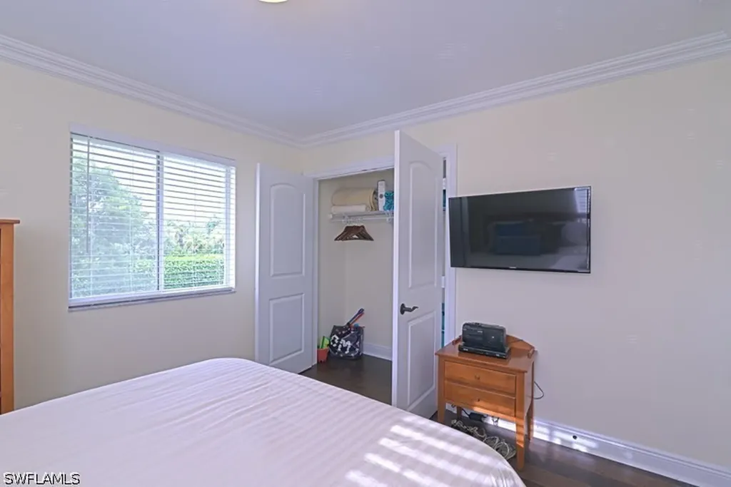7778 Emerald Circle Naples FL 34109-0702