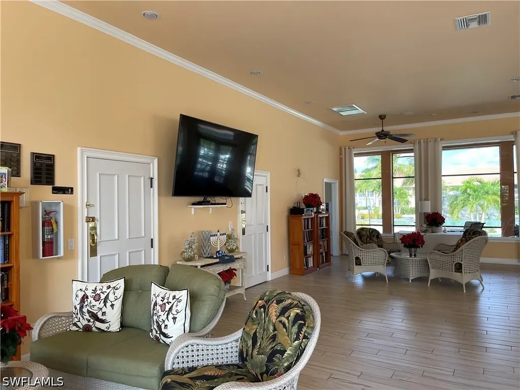 6590 Beach Resort Drive Naples FL 34114