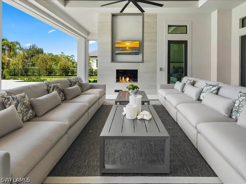 6446 Daniels Road Naples FL 34109