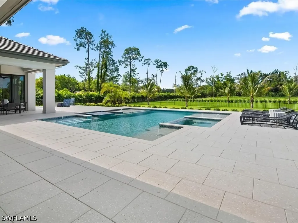 6446 Daniels Road Naples FL 34109