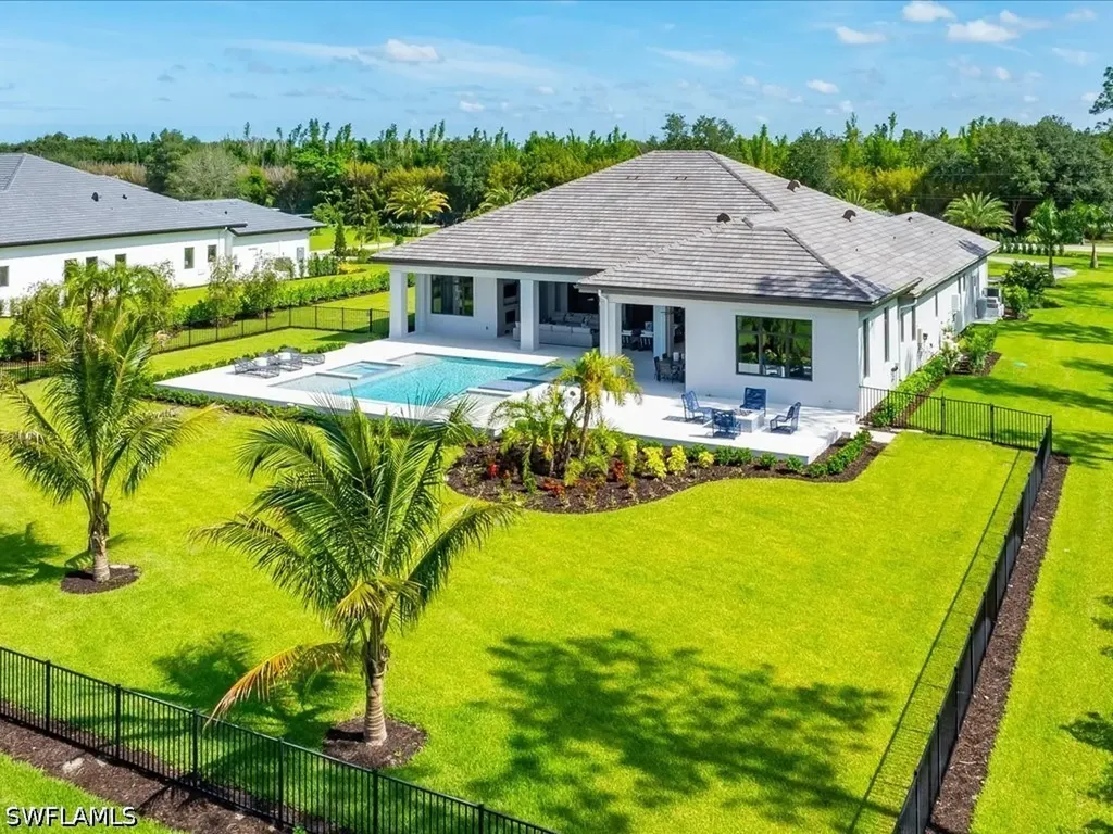 6446 Daniels Road Naples FL 34109