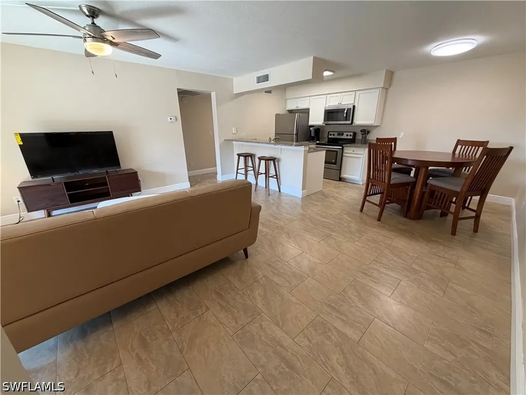 5327 Summerlin Road Fort Myers FL 33919