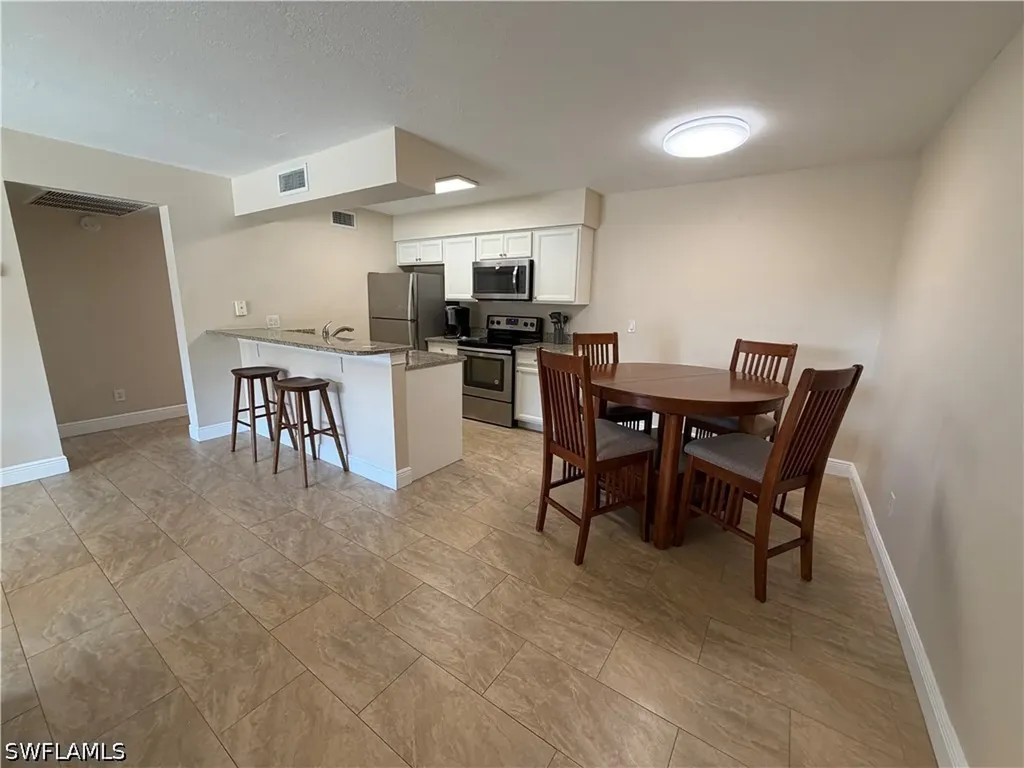 5327 Summerlin Road Fort Myers FL 33919