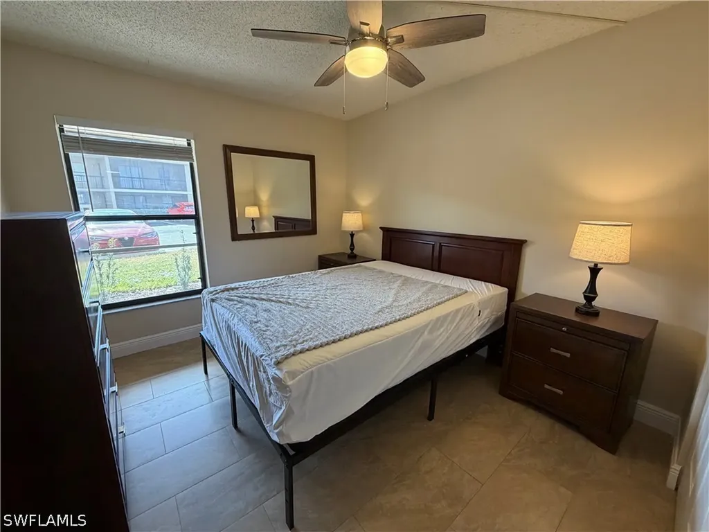 5327 Summerlin Road Fort Myers FL 33919