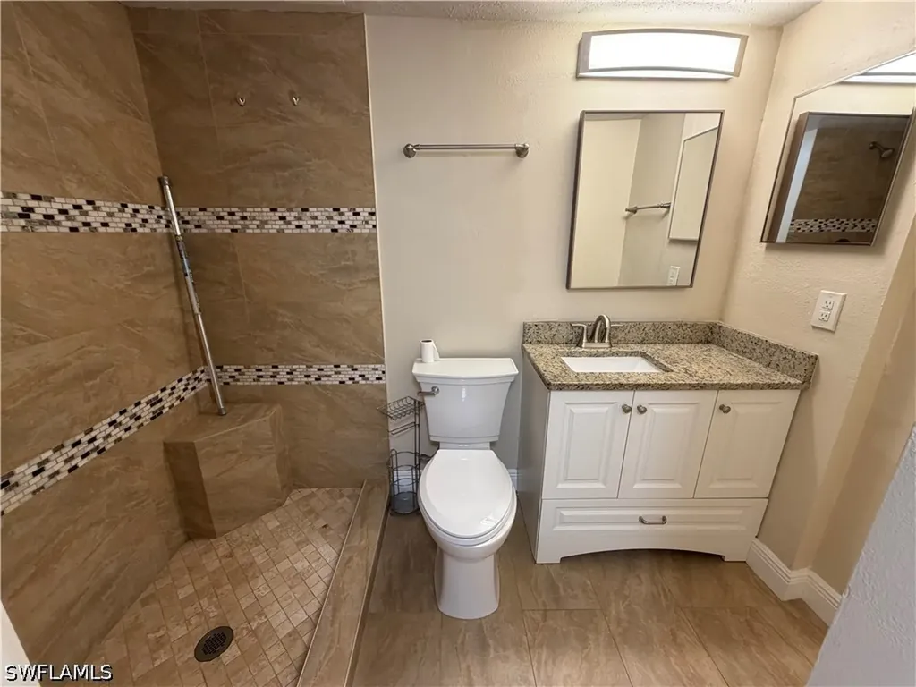 5327 Summerlin Road Fort Myers FL 33919