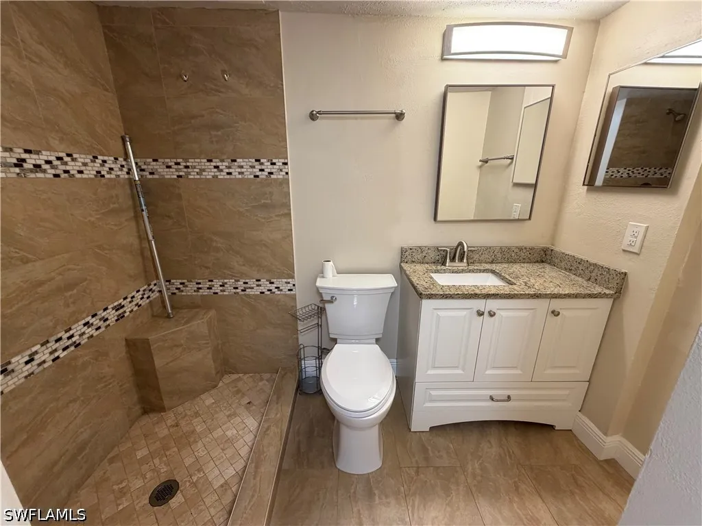 5327 Summerlin Road Fort Myers FL 33919