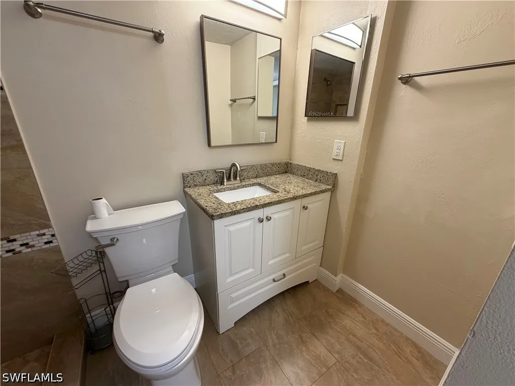5327 Summerlin Road Fort Myers FL 33919