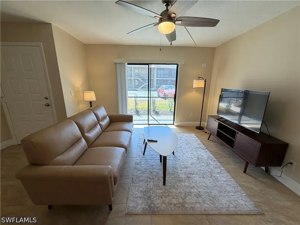 5327 Summerlin Road Fort Myers FL 33919