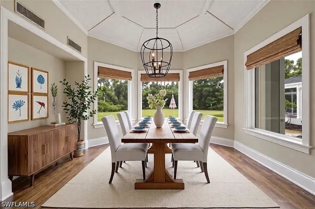 2263 Coach House Lane Naples FL 34105