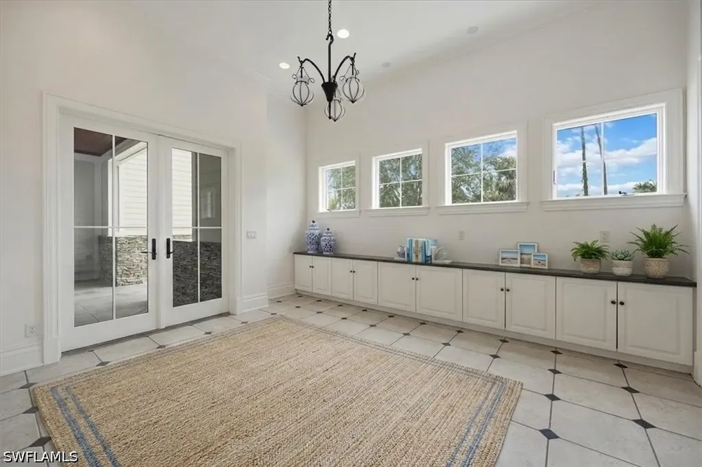 2263 Coach House Lane Naples FL 34105