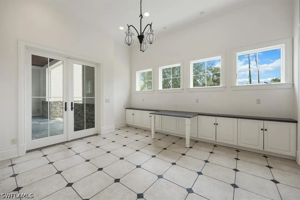 2263 Coach House Lane Naples FL 34105