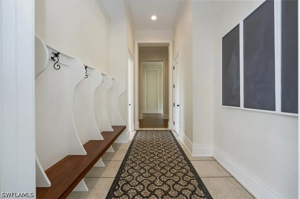 2263 Coach House Lane Naples FL 34105