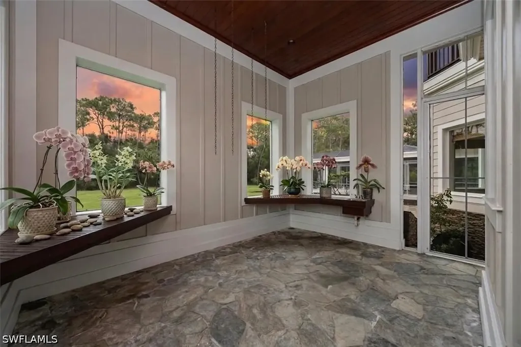 2263 Coach House Lane Naples FL 34105
