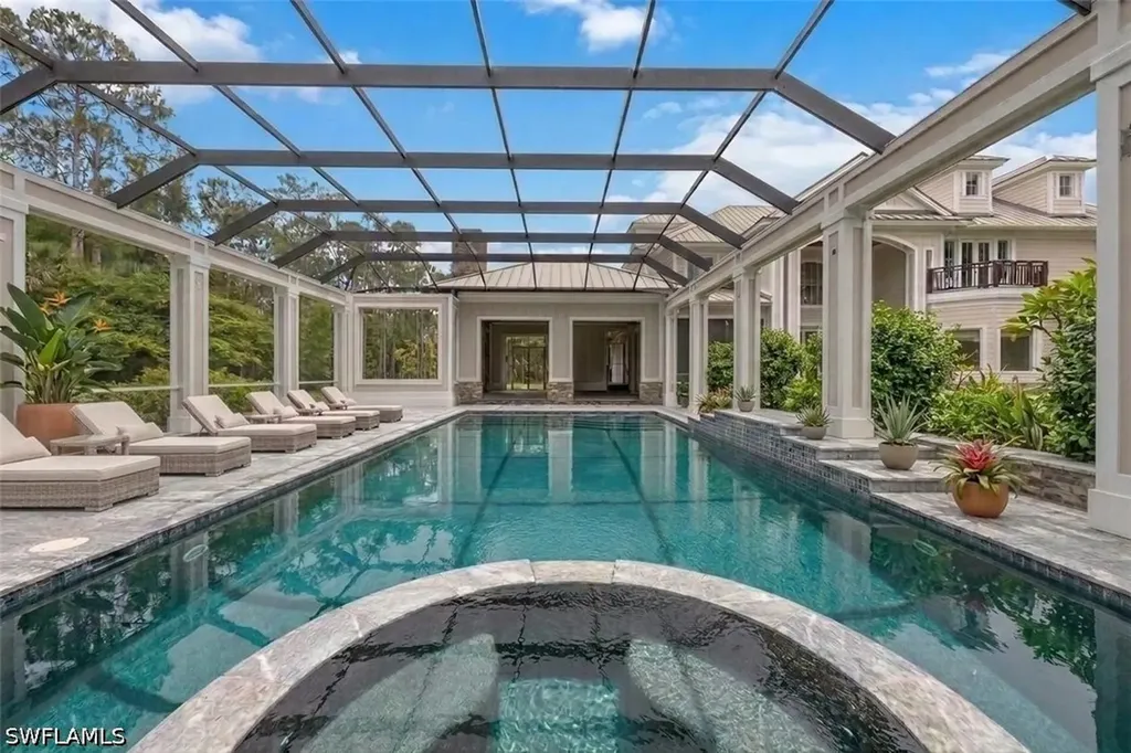 2263 Coach House Lane Naples FL 34105