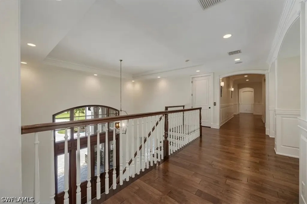 2263 Coach House Lane Naples FL 34105