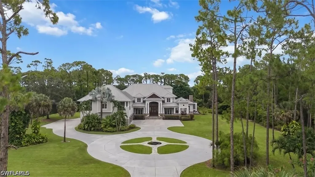2263 Coach House Lane Naples FL 34105