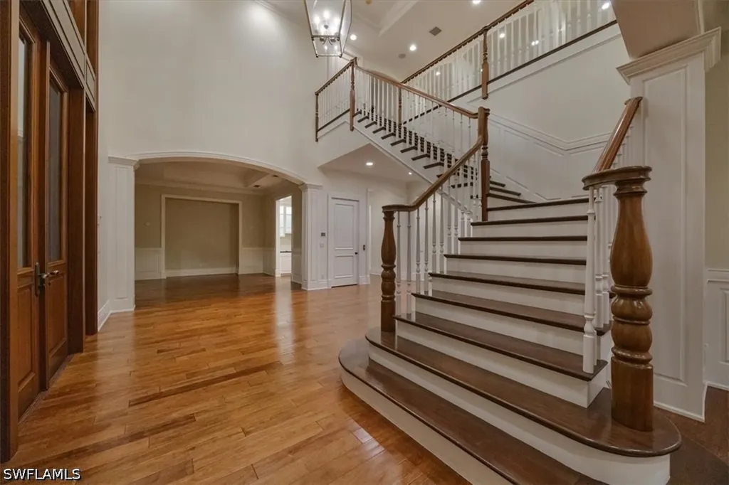 2263 Coach House Lane Naples FL 34105