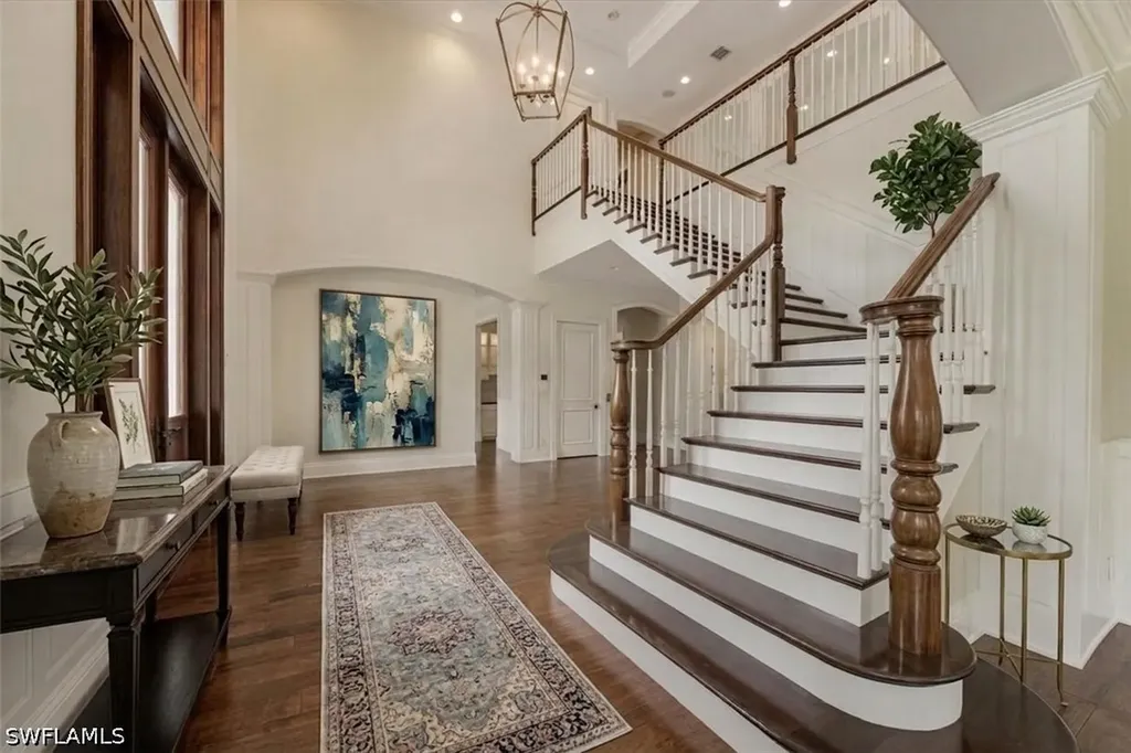 2263 Coach House Lane Naples FL 34105