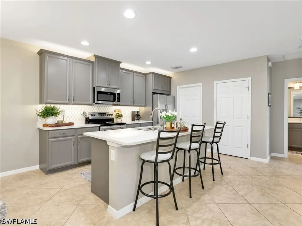 4337 Dutchess Park Road Fort Myers FL 33916