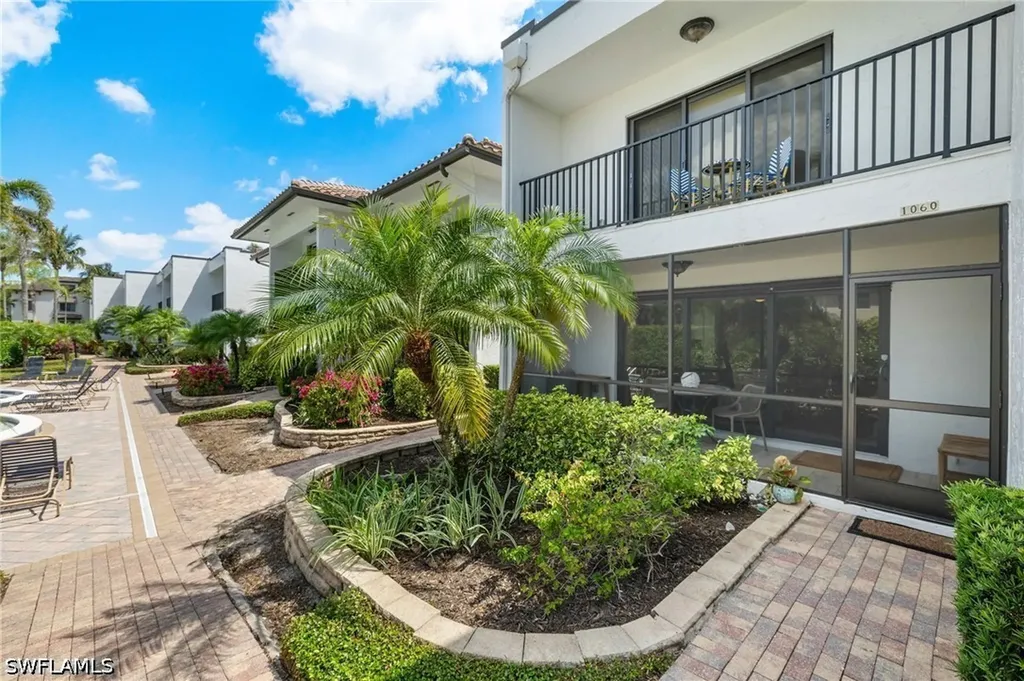 1060 6th Street S Naples FL 34102