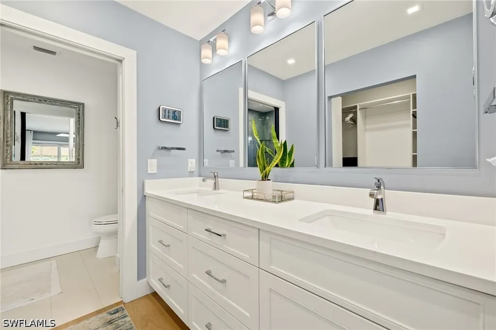 1060 6th Street S Naples FL 34102