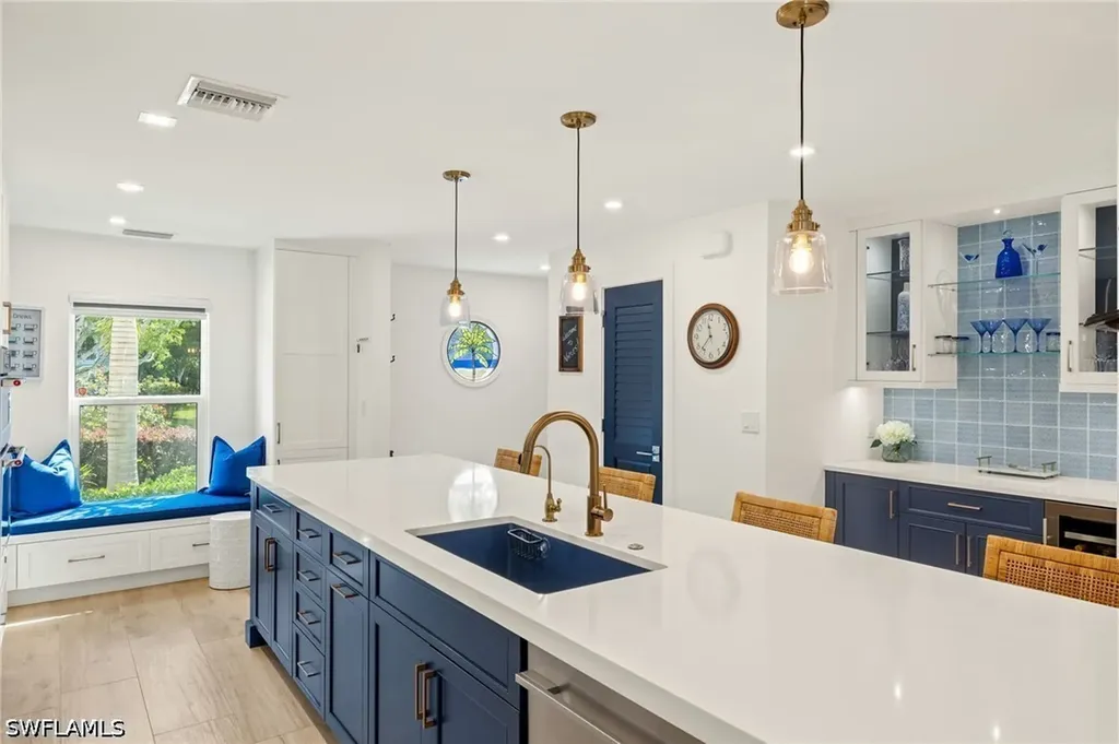1060 6th Street S Naples FL 34102