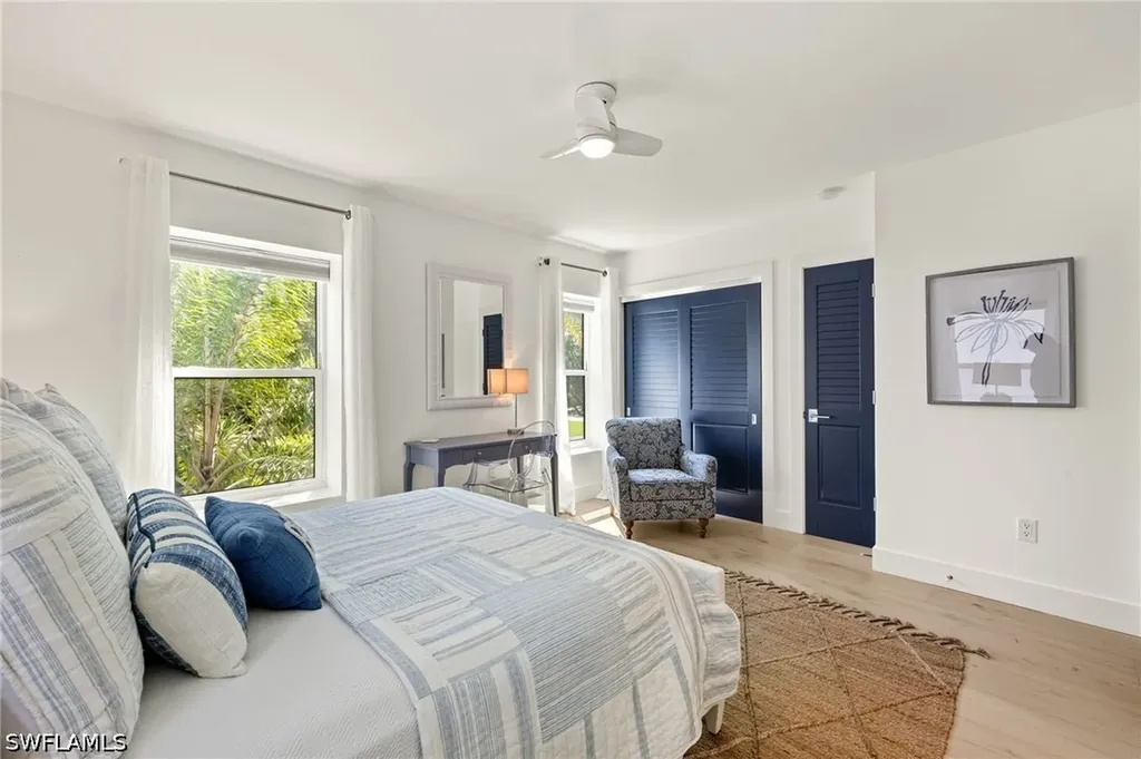 1060 6th Street S Naples FL 34102
