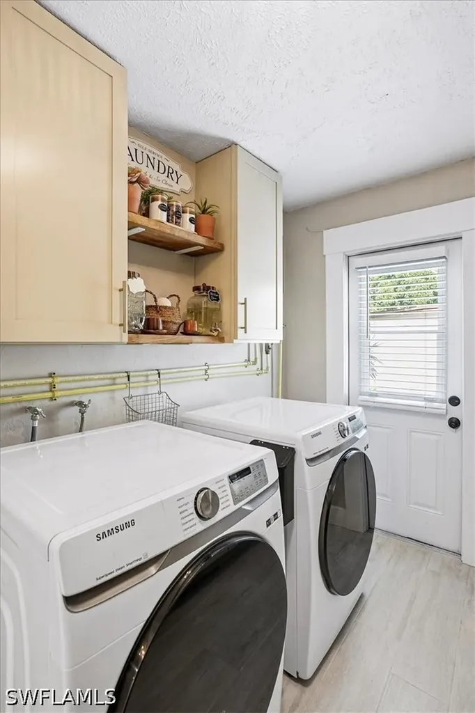 3880 Estey Avenue Naples FL 34104