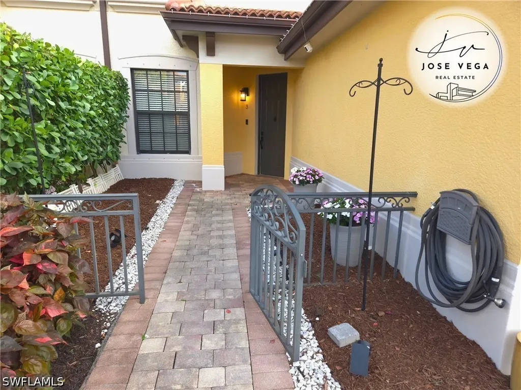 1318 Corso Palermo Court Naples FL 34105