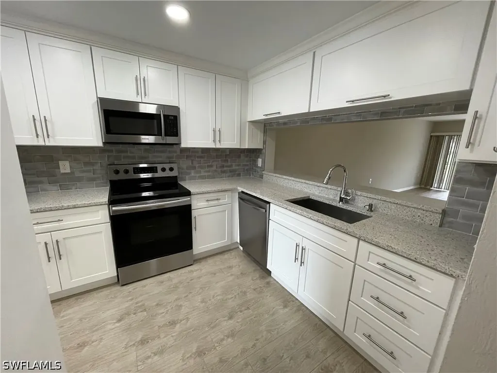 1200 Commonwealth Circle Naples FL 34116