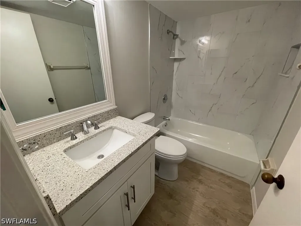 1200 Commonwealth Circle Naples FL 34116