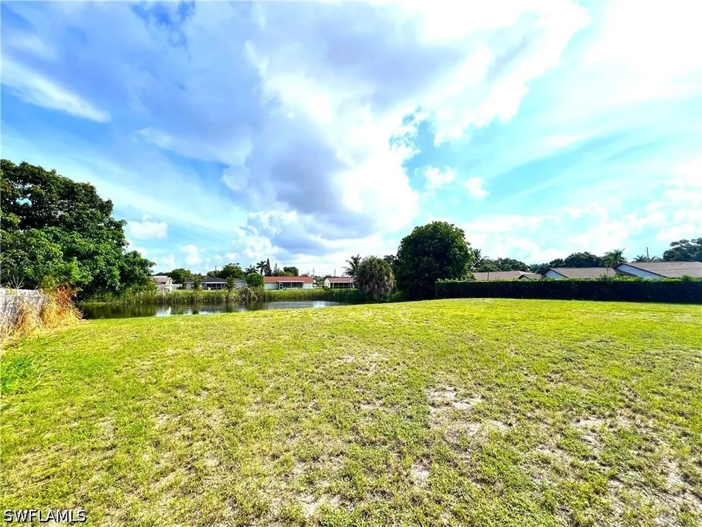 1371 Granada Boulevard Naples FL 34103