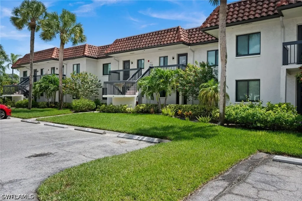 4251 27th Court SW Naples FL 34116